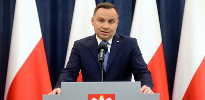 Andrzej Duda znieważony? Trzech maturzystów stanęło przed sądem. Donos potwierdził syn radnej PiS