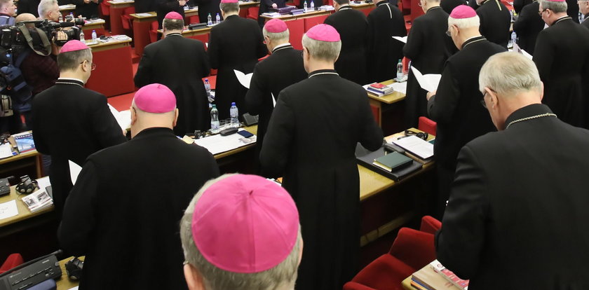 Ci biskupi kryli księży-pedofilów?