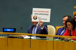 Izraelski ambasador ujawnił numer lidera Hamasu. Hamas odpowiedział numerem ambasadora