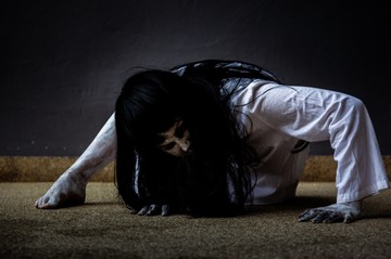 Kórházba küldte a lányát: „Olyan volt, mint az a hátborzongató gyerek az Ördögűzőből”