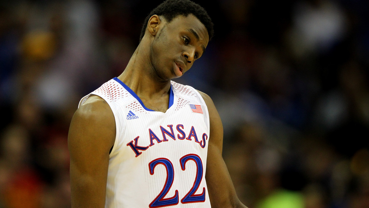 Andrew Wiggins, zawodnik uczelni Kansas, potwierdził na zorganizowanej przez siebie konferencji prasowej, że weźmie udział w tegorocznym naborze do ligi NBA. 19-latek przez większość ekspertów jest wymieniany jako kandydat do bycia numerem jeden w tej edycji draftu.