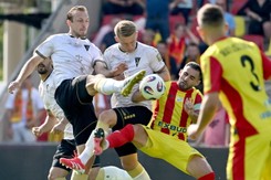 Korona Kielce wygrała trzeci mecz z rzędu. Błanik bohaterem meczu