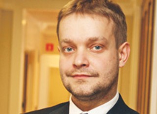 Czy pracownik musi rozliczyć w PIT odkupiony od firmy samochód