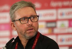 Hiszpanie zaskoczeni zwolnieniem Brzęczka. 'To może ułatwić zadanie na Euro'