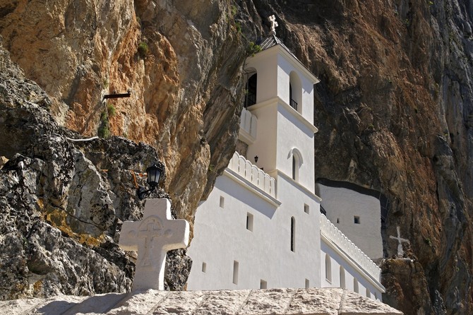 Manastir Ostrog