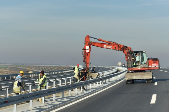 VOZAČI, OPREZ! U Sremu više radova na putevima: Izmene na delu autoputa, na petlji i ka graničnom prelazu