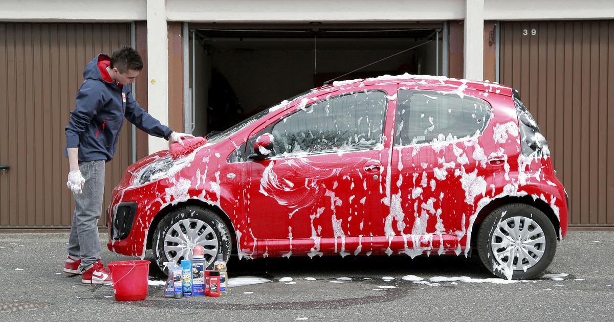 Mycie aut na własnym podwórku, naprawy na ulicy czy