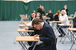 Pierwsza unieważniona matura 2024. Maturzysta udostępnił zdjęcia arkuszy w internecie