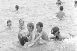 Wakacje w PRL-u. Gdzie wtedy wypoczywano? [QUIZ]