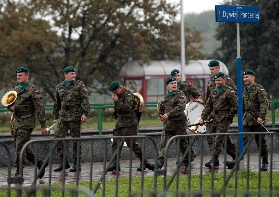 WARSZAWA PARADA HISTORYCZNO-MILITARNA