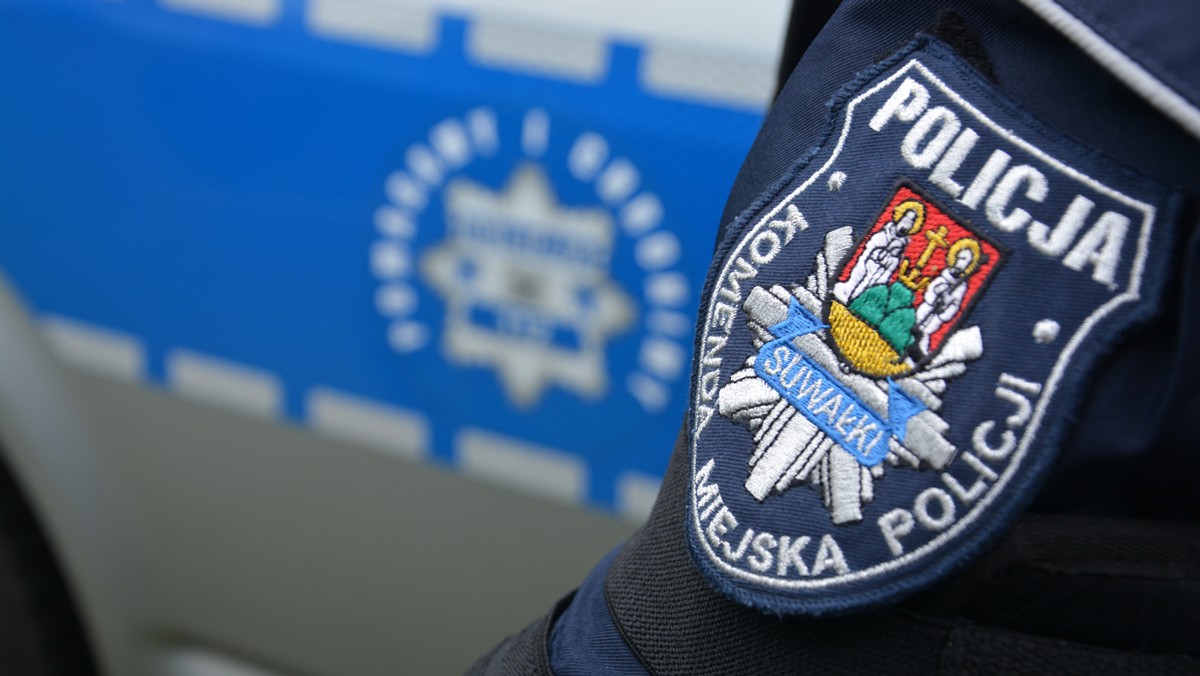 38-latek z Suwałk zatrzymany po wieloletnich znęceniach nad rodzicami [Źródło: Onet]