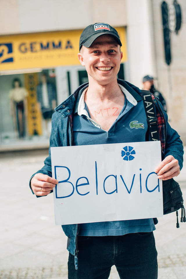 "Dekolt dla Białorusi". Protest w Warszawie