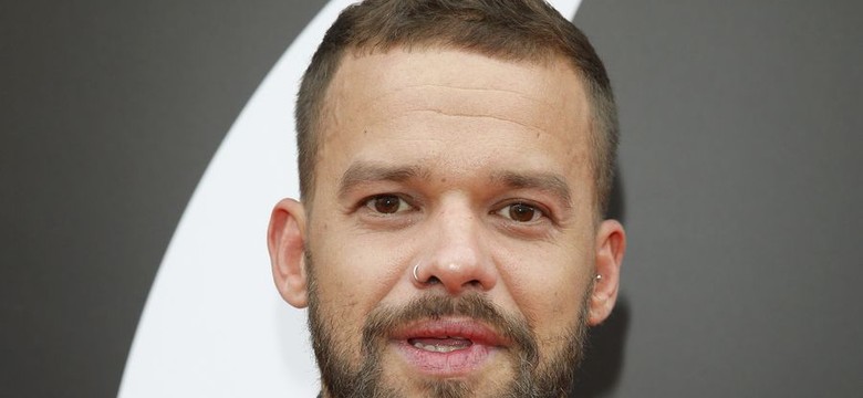 Michał Piróg zatrzymany na lotnisku w Moskwie, bo jest gejem?