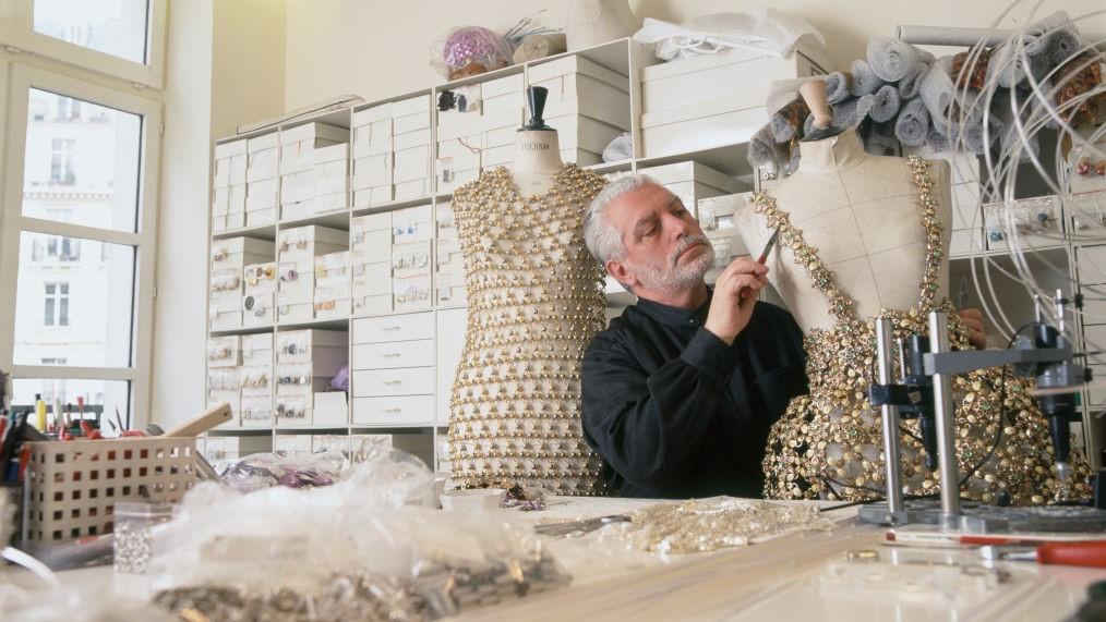 Gyászol a divatvilág: 88 éves korában meghalt Paco Rabanne divattervező és legenda