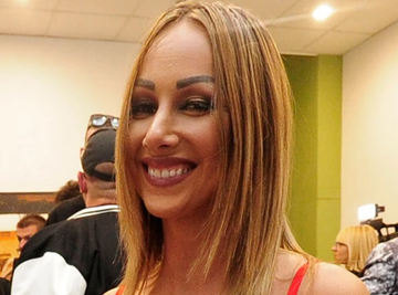 "Nije ni 500 dinara!" Starlete u Srbiji se skidaju za sve manje pare