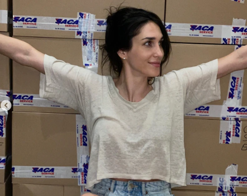 Jeslisaveta spakovala stvari