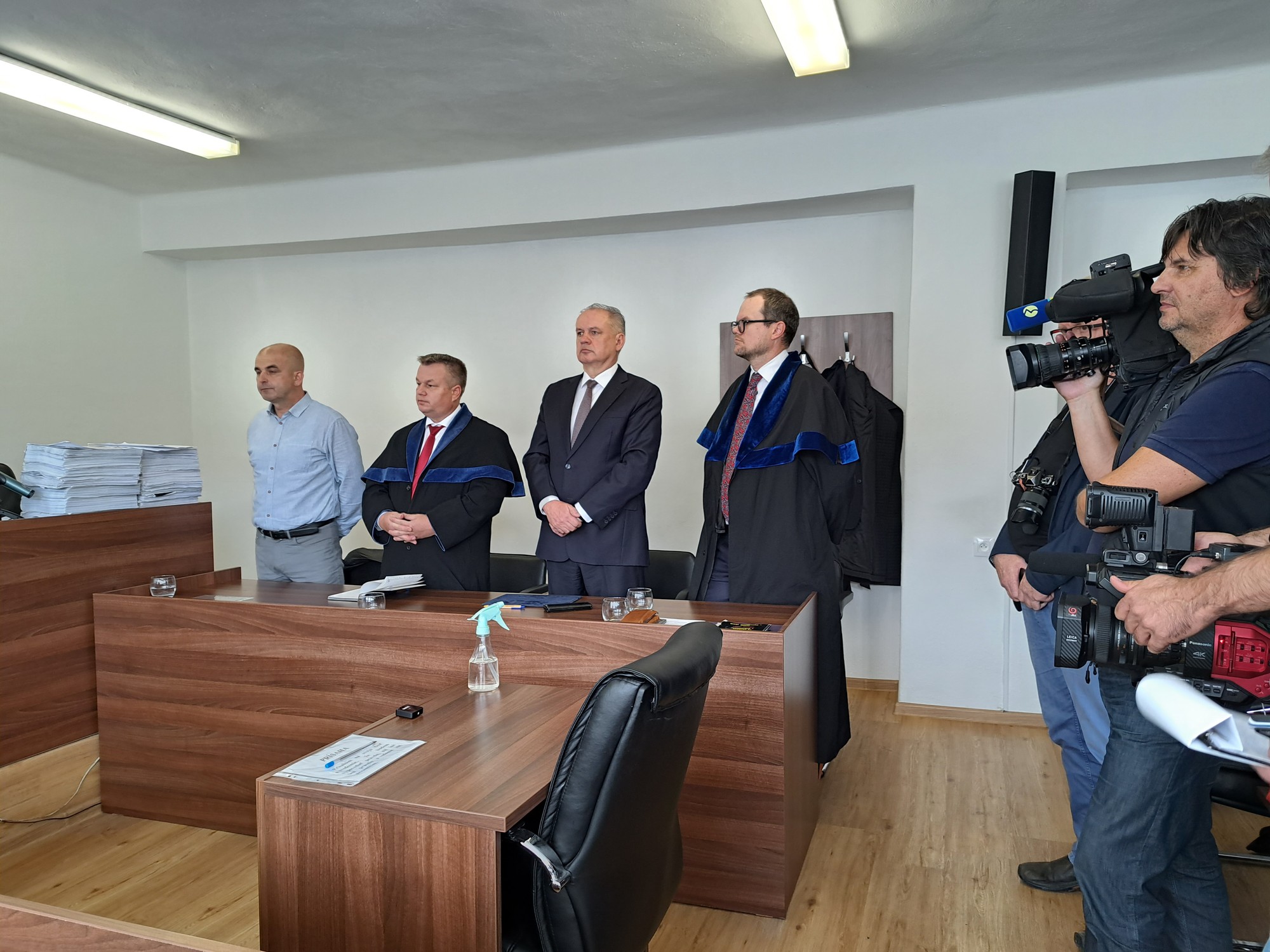 Slovenský exprezident Andrej Kiska po vynesení rozsudku v Poprade v stredu 11. októbra 2023.