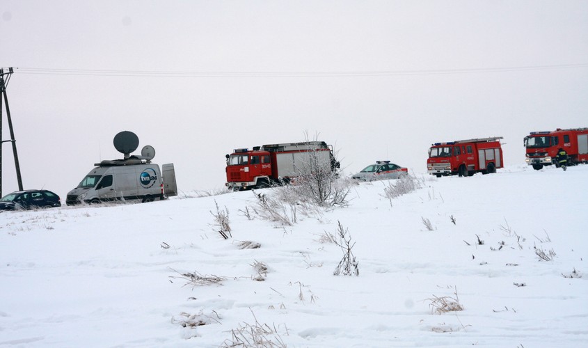 Śmigłowiec pogotowia ratunkowego spadł w Jarostowie na Dolnym Śląsku. Zginęło dwóch członków załogi
