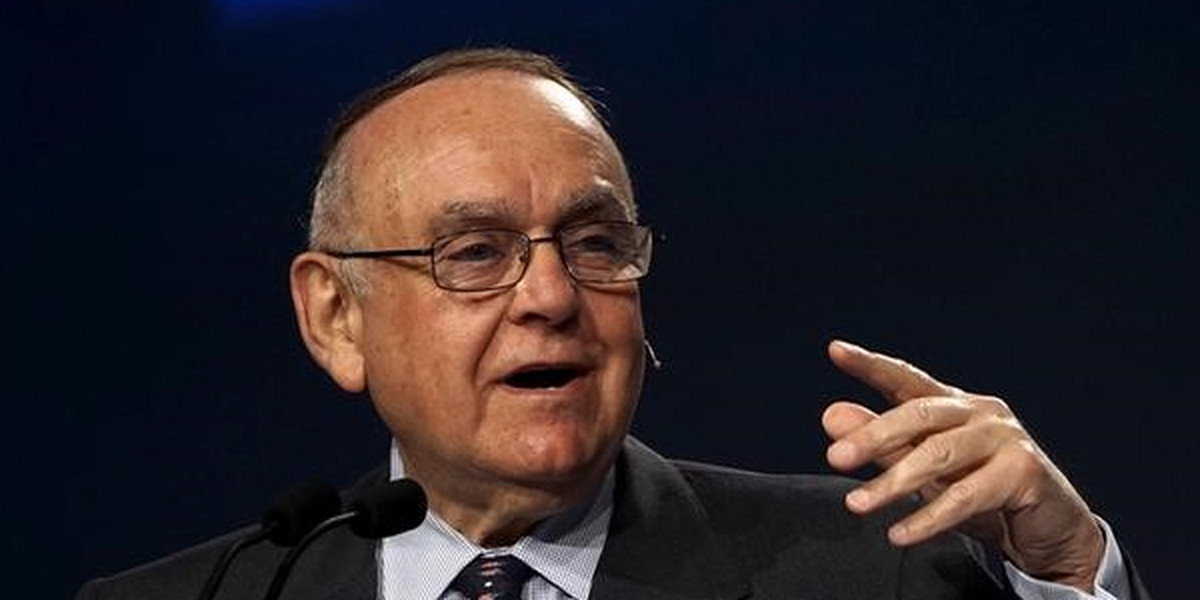 Leon Cooperman just wrote a 5-page note to investors defending himself