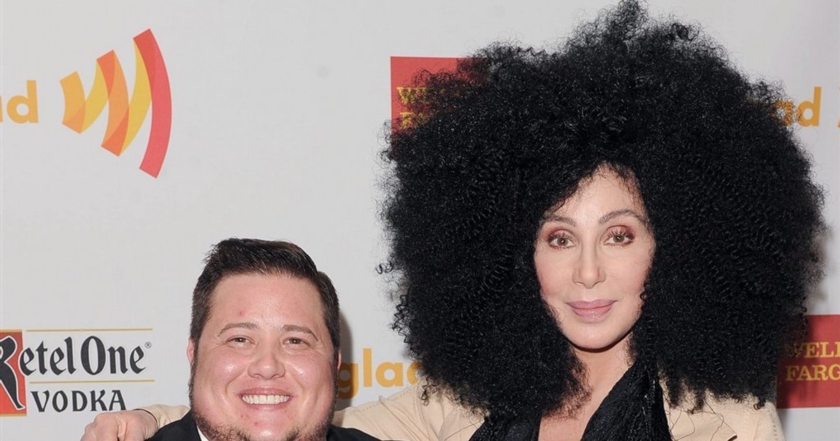 Cher w mega afro. Ładnie?