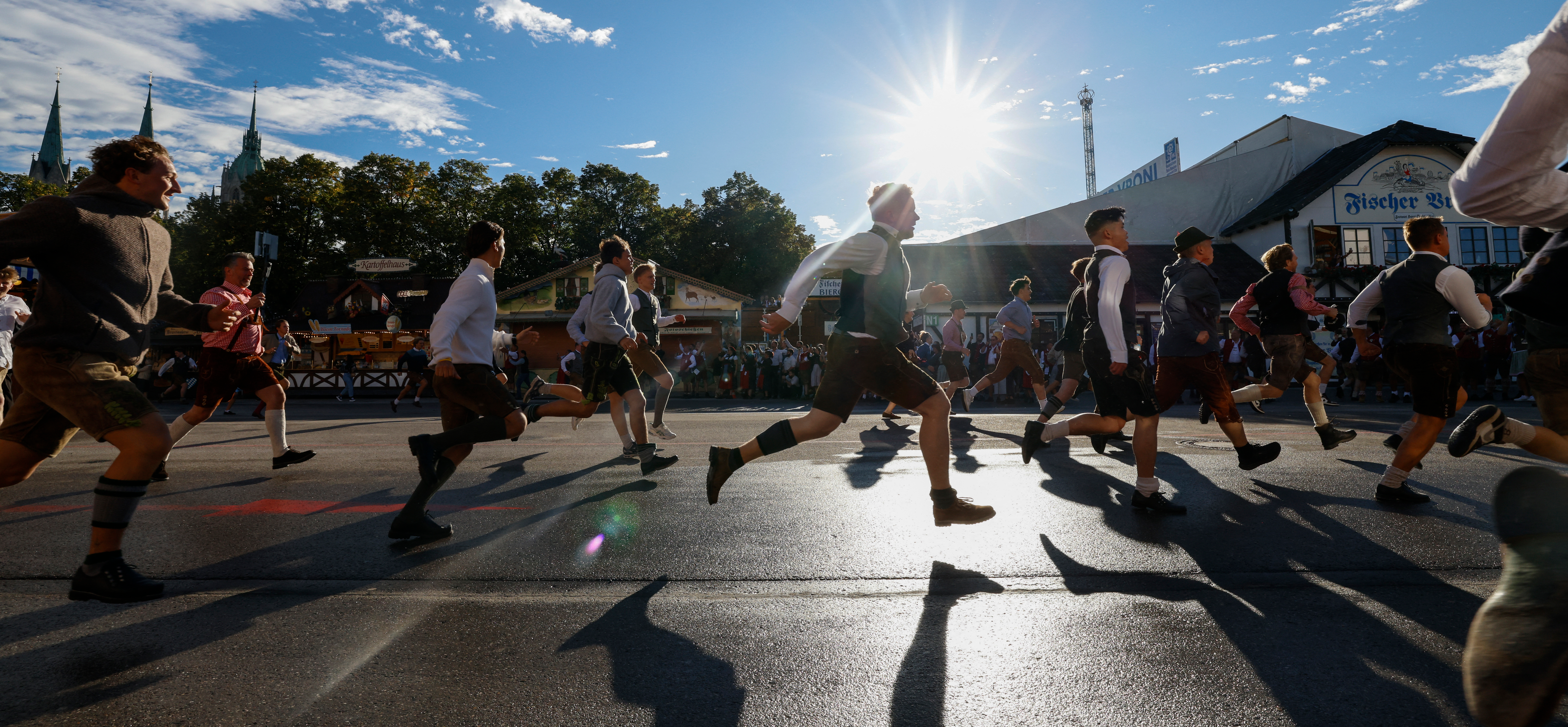 Oktoberfest startet ohne Bier - so begann das Münchner Fest vor 215 Jahren