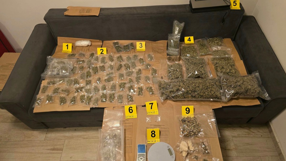 Zaplena droge na Vračaru 