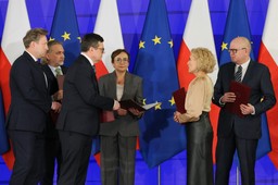 prezydencki minister o zaprzysiężeniu sędziów tk. "farsa wobec notariusza