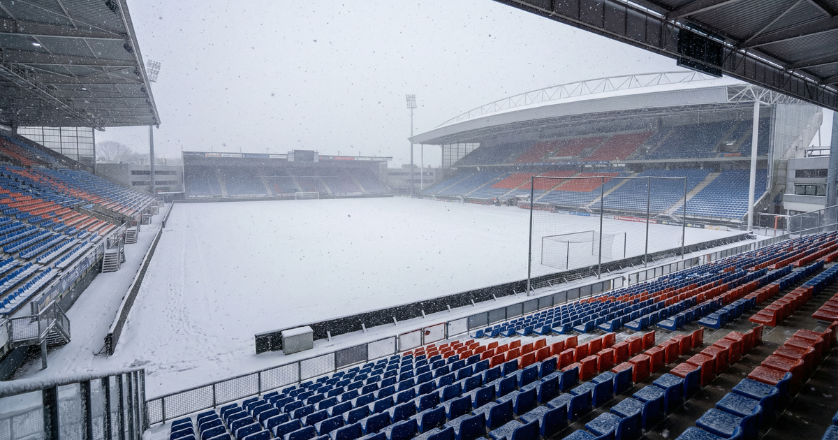 KNVB legt voetbal stil: vrijdagavond en volledig amateurweekend afgelast