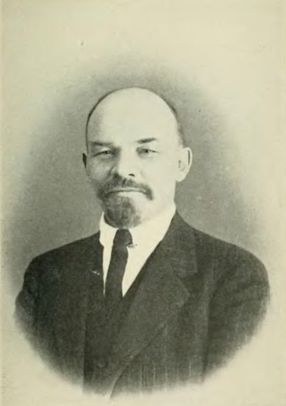 Włodzimierz Iljicz Lenin (1870-1924), zdjęcie wykonane ok 1916 r. w Szwajcarii (domena publiczna)