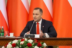 "Tusk popierał 800 plus tylko dla pracujących Ukraińców". Premier reaguje na słowa prezydenta