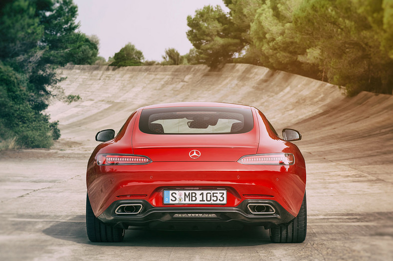 Mercedes AMG GT z podpisem inżyniera