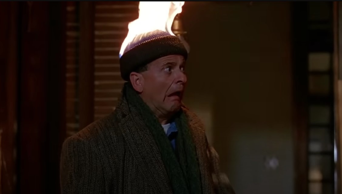 Joe Pesci ako Harry v Sám doma 2: Stratený v New Yorku.