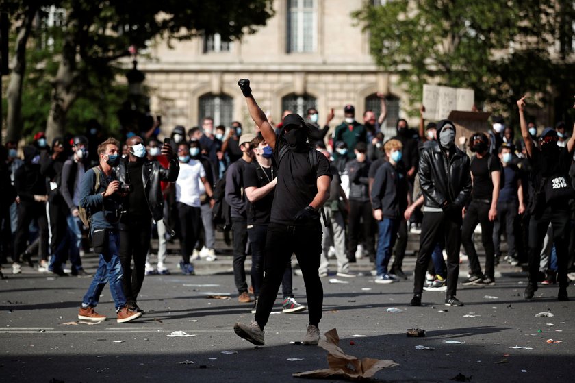 Zamieszki w Londynie i Paryżu po protestach przeciw rasizmowi