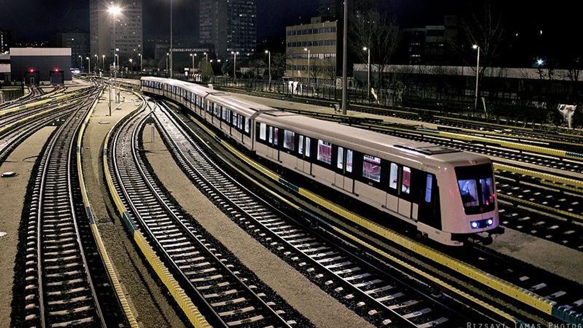 Budapeszt: 4 linia metra, pociąg Metropolis Alstomu