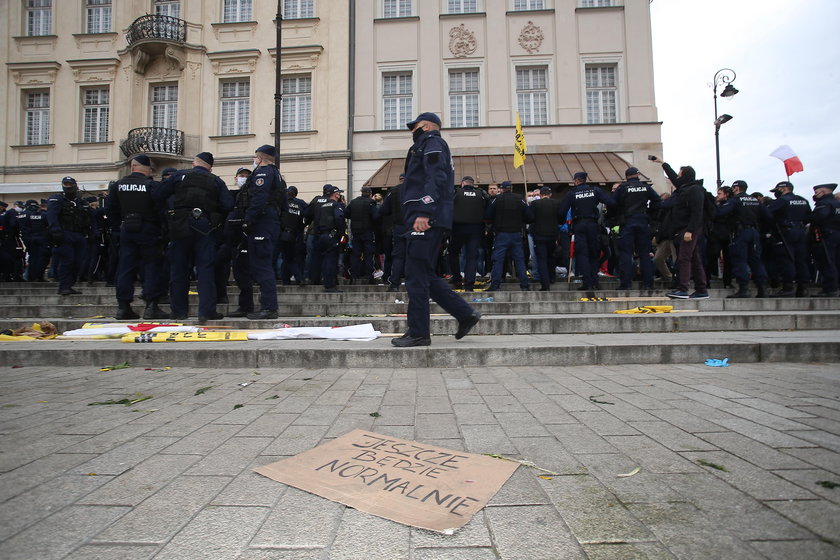 Strajk przedsiębiorców. Policja użyła gazu