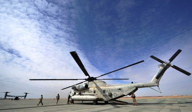 117900_sad-avganistan-vojska-helikopter-ch53-afp