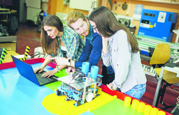 Doktorat otwiera drzwi do kariery w biznesie