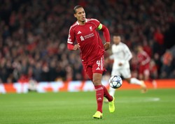 Ten wywiad stał się hitem internetu. Były piłkarz Legii przypomniał najlepszemu obrońcy na świecie zawstydzającą porażkę