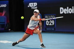 Iga Świątek zeszła z kortu. Dramatyczny mecz w United Cup