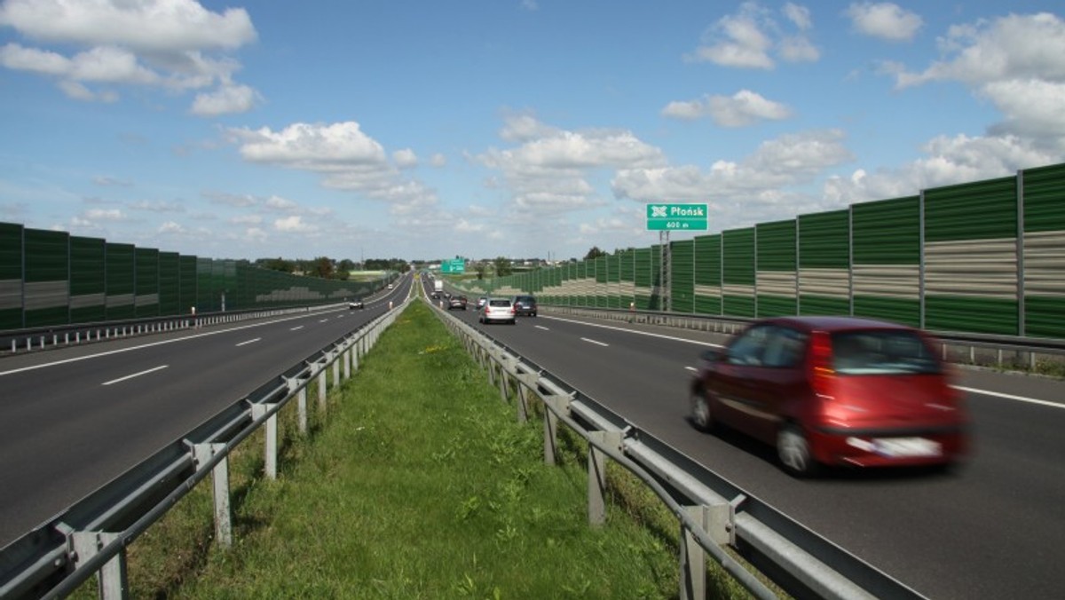 Uwaga kierowcy. Od dziś do czwartku, w godzinach porannych na krajowej "siódemce" w Chęcinach będą występować chwilowe utrudnienia w ruchu. Wszystko przez prace związane z budową drogi ekspresowej S7 na odcinku Chęciny – Jędrzejów.