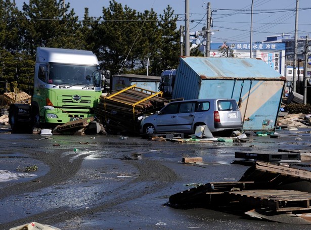 Tsunami zabrało połowę mieszkańców? 9,5 tys zaginionych