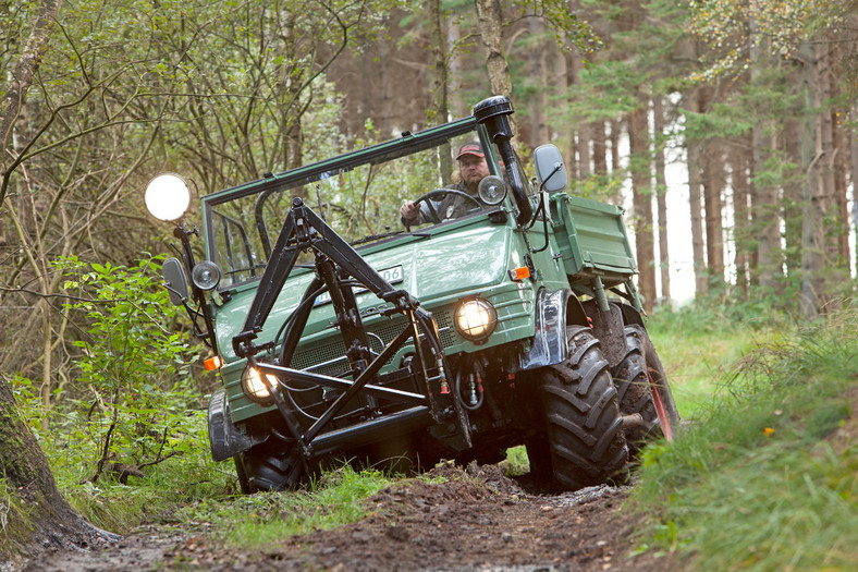 Mercedes Unimog