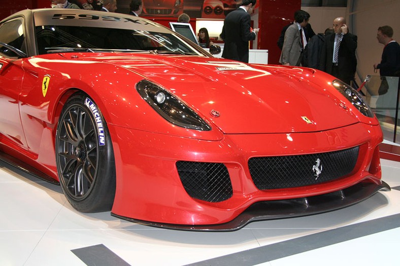 Ferrari 599XX – 599 GTB Fiorano z wyścigowymi genami