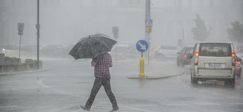Bilans nawałnic nad Polską. Zginęły 4 osoby, tysiące powalonych drzew, uszkodzone dachy...