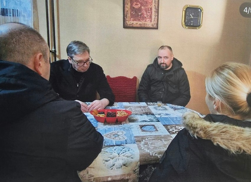 Vučić u poseti porodici Švonja 7.12. 2024. 