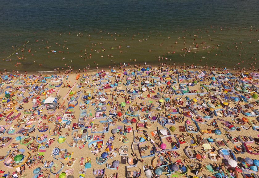 Oblężenie plaży w Władysławowie 