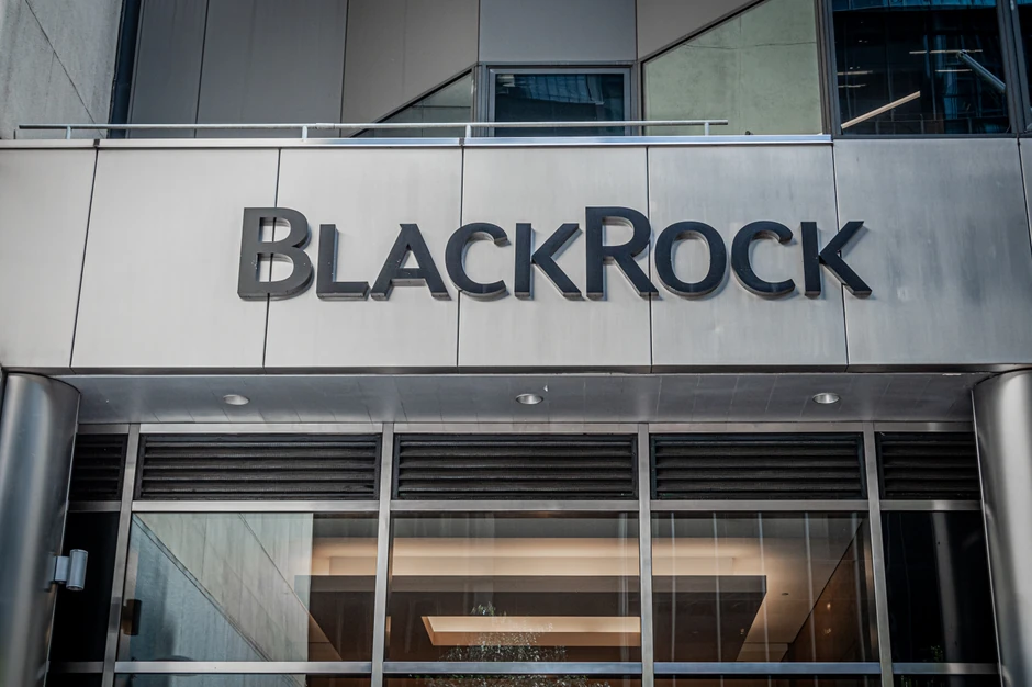 BlackRock drži oko 0,4 javnog duga Srbije u obveznicama u svom portfoliju