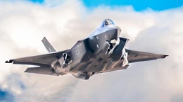 f-35 husarz coraz bliżej polski. kolejni piloci gotowi, technicy w tre