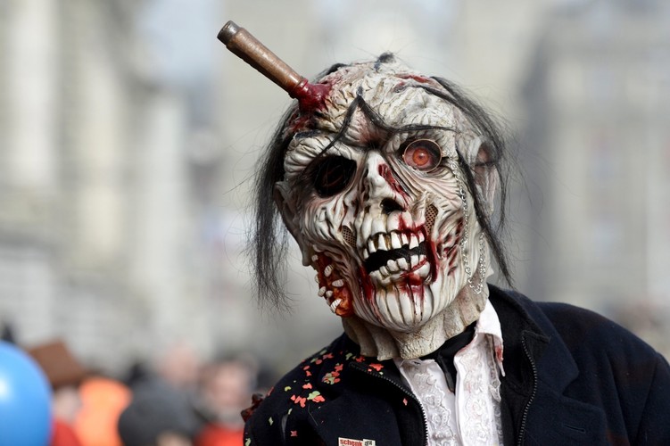 Horror na ulicach! Niezwykły karnawał w Lucernie