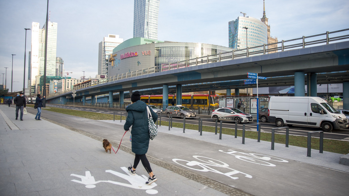 Nowe przejścia, plac, drogi rowerowe. Duże zmiany w centrum Warszawy